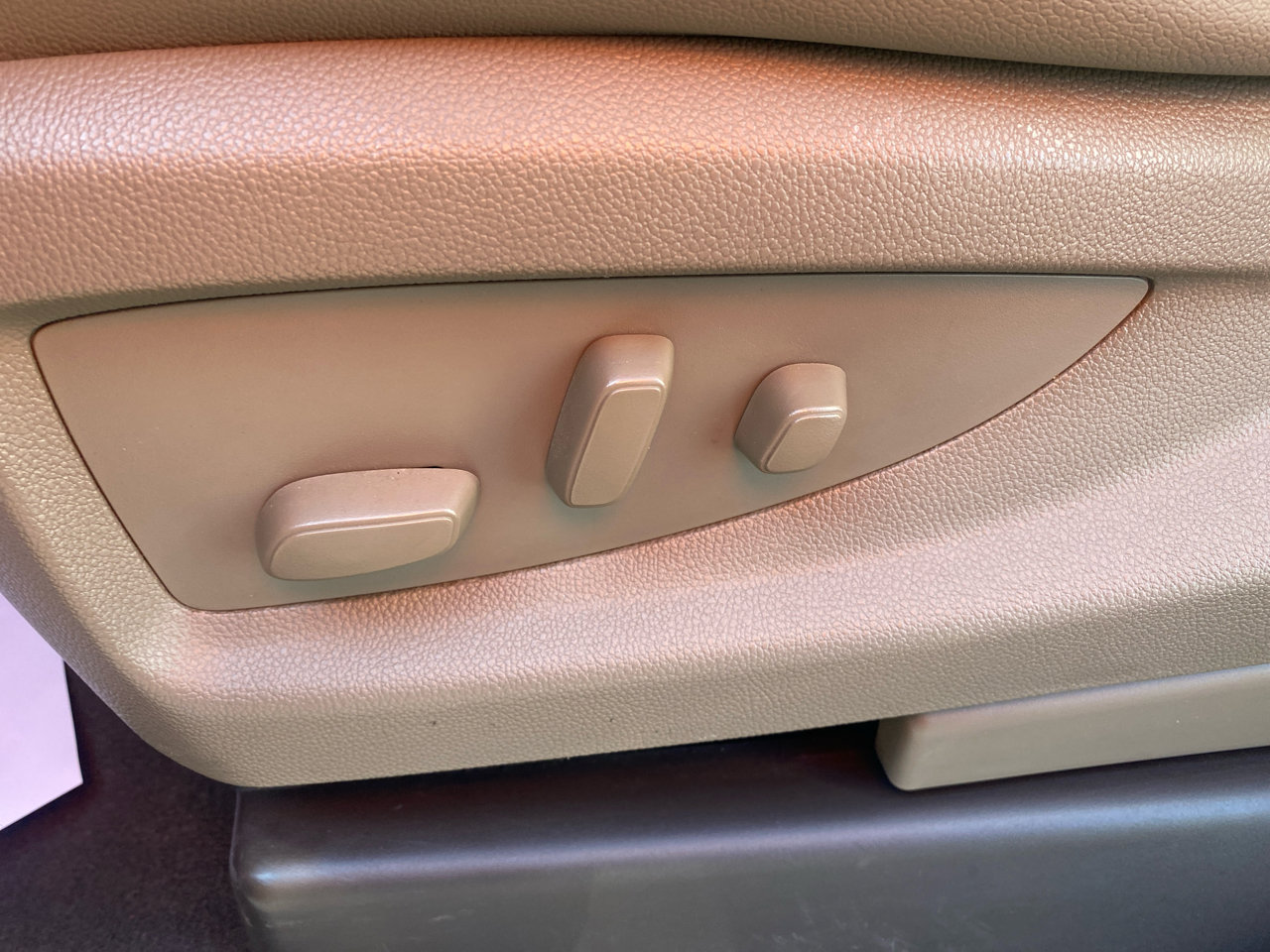 Used 2018 GMC Sierra 1500 SLT image 14