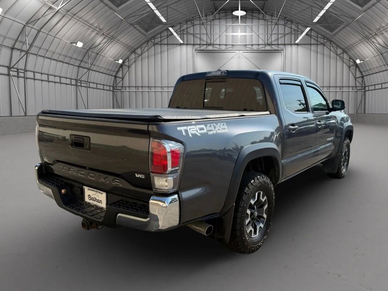 Used 2021 Toyota Tacoma TRD Off-Road image 5