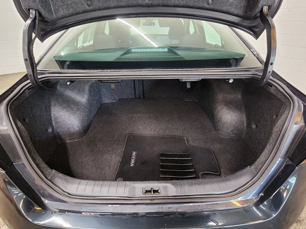 Used 2022 Nissan Altima 2.5 SV FWD image 25