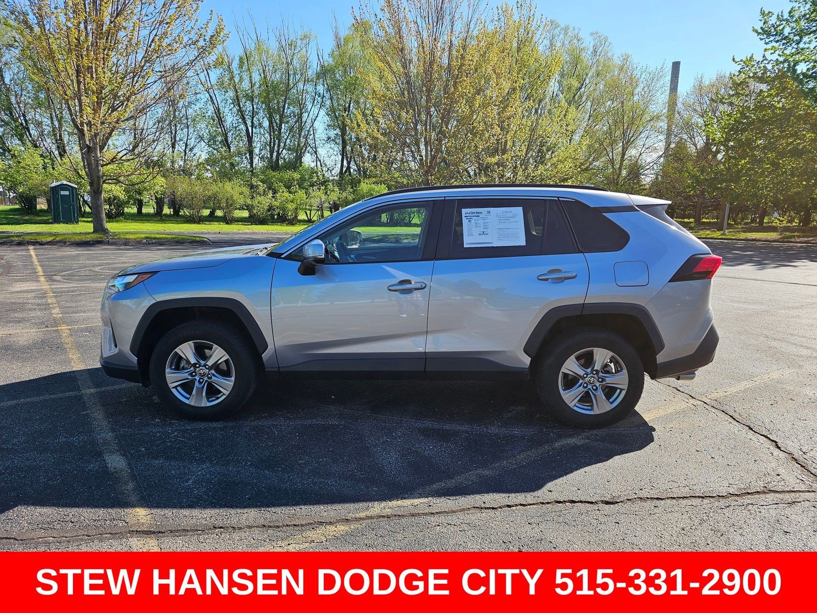 Used 2023 Toyota RAV4 XLE AWD/4WD image 1