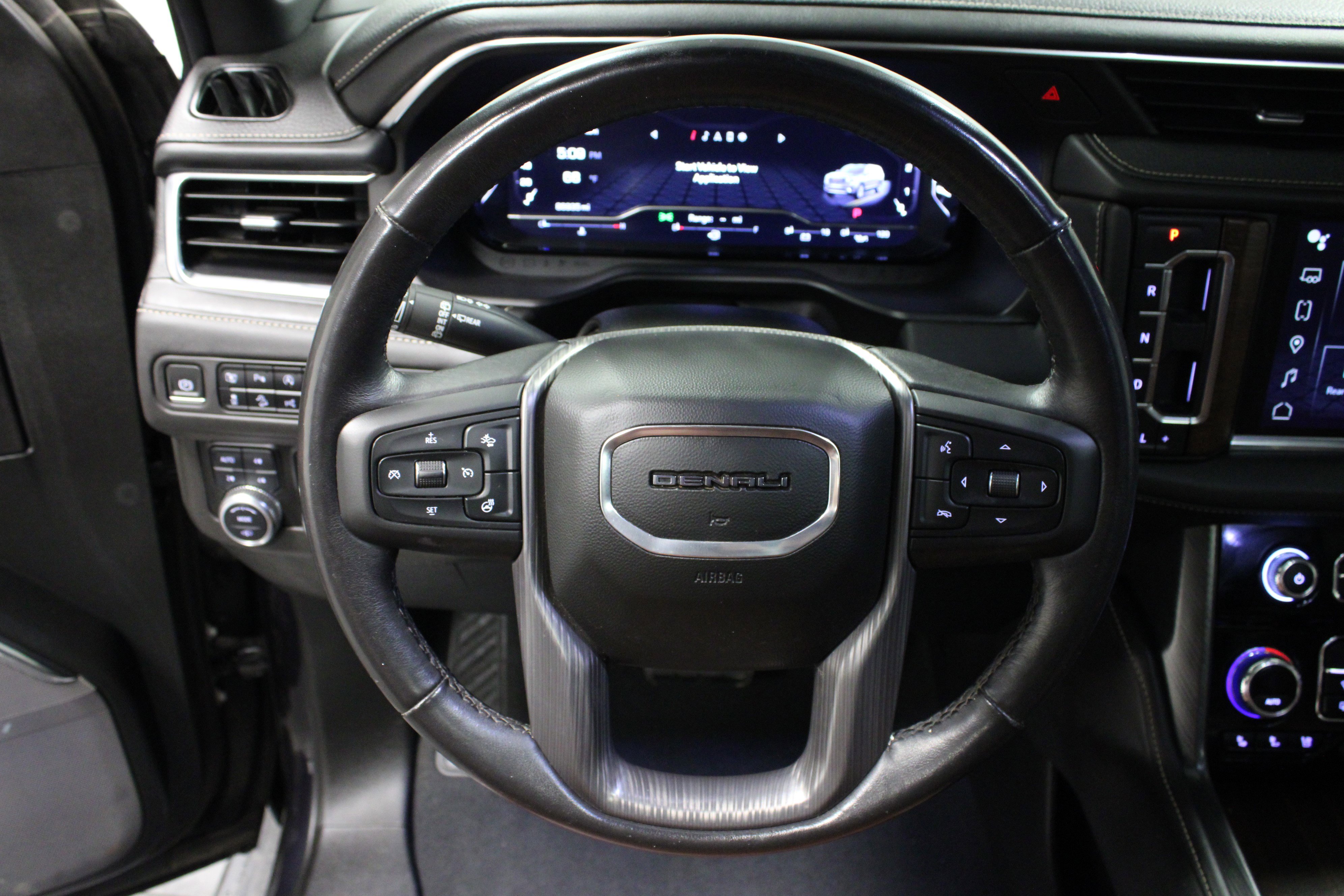 Used 2023 GMC Yukon Denali Ultimate AWD/4WD image 19
