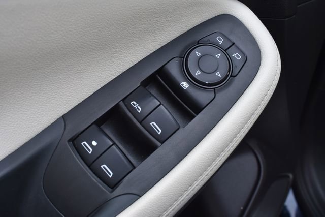 Used 2020 Buick Encore GX Essence w/ Experience Buick Package image 15