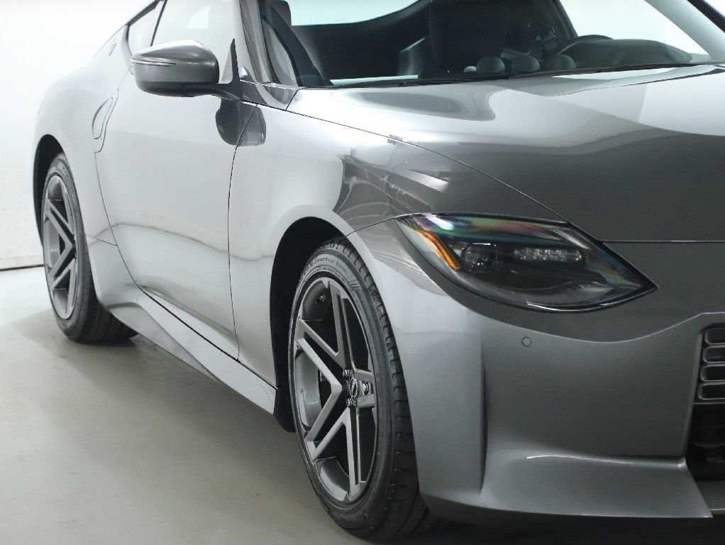 Used 2024 Nissan Z Sport w/ Floor Mat Package image 8