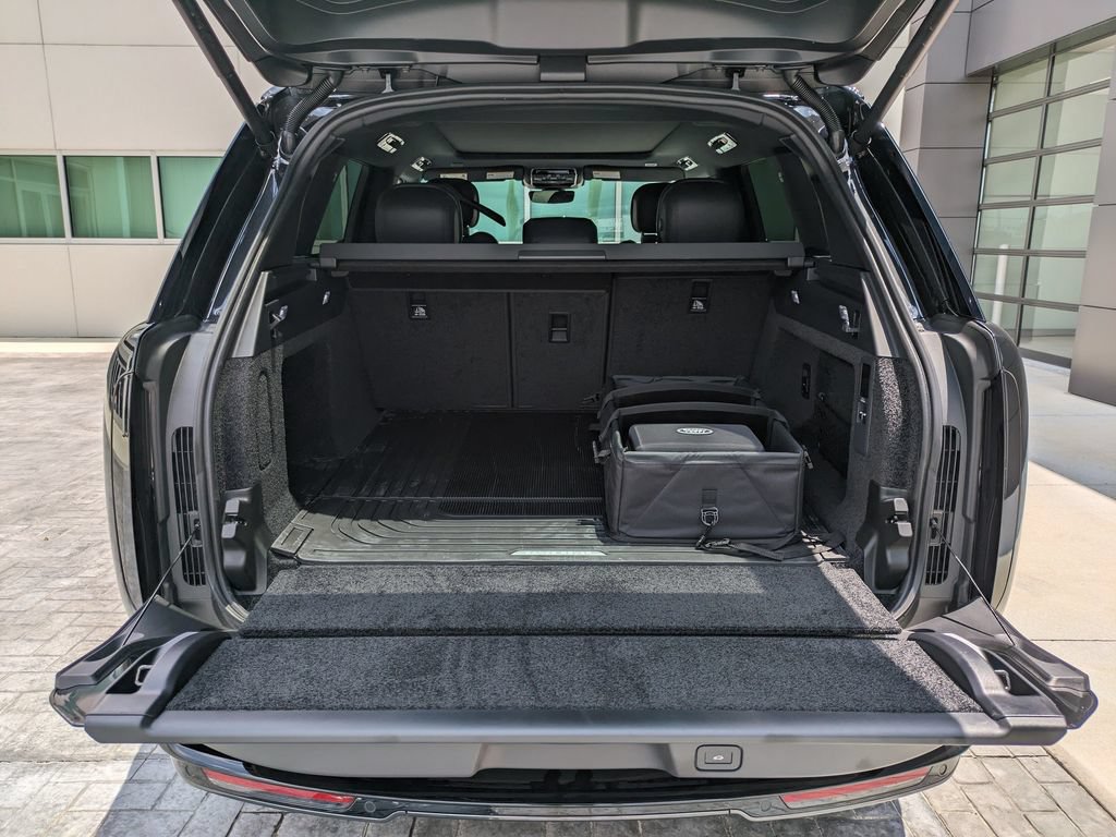 New 2026 Land Rover Range Rover SE AWD/4WD image 12