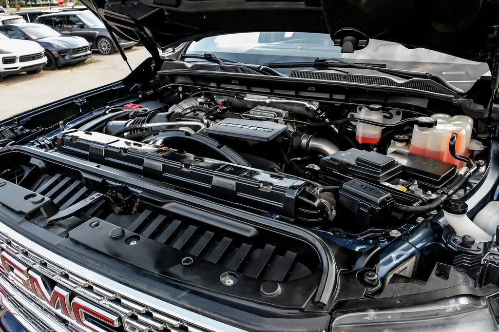 Used 2021 GMC Sierra 3500 Denali w/ Technology Package AWD/4WD image 29