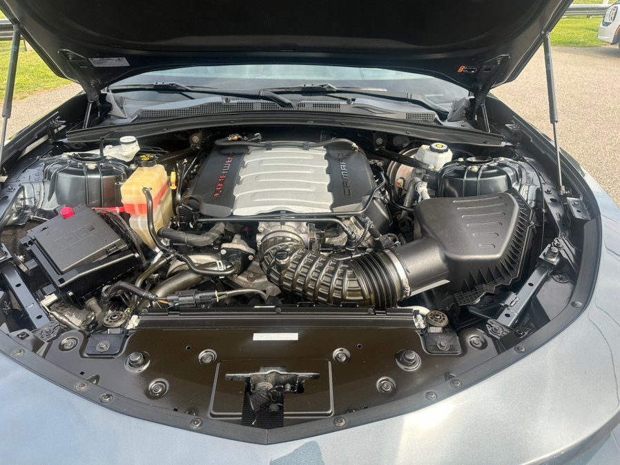 Used 2020 Chevrolet Camaro SS RWD image 23