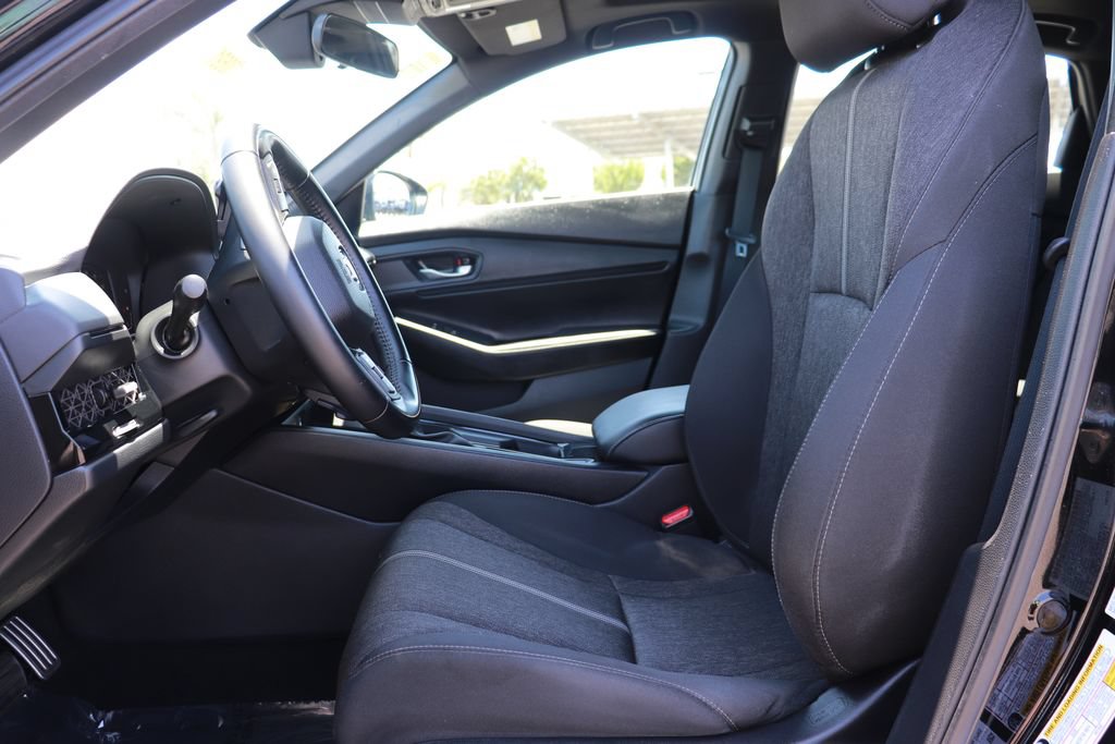 Used 2025 Honda Accord Sport image 12