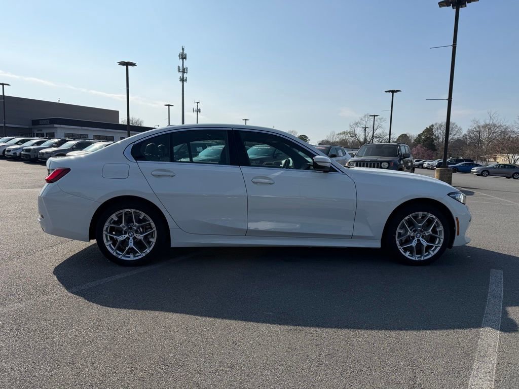 Used 2025 BMW 330i Sedan image 8