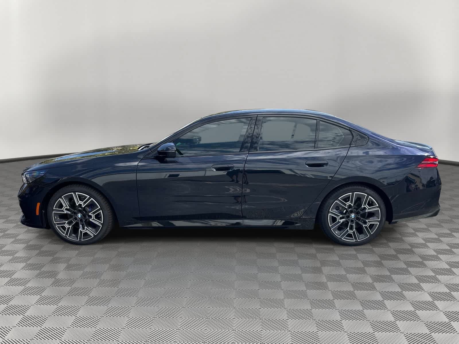 New 2026 BMW 530i w/ M Sport Package RWD image 6