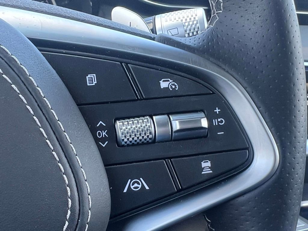 Used 2025 Genesis GV70 3.5T Sport w/ Sport Advanced Package image 26