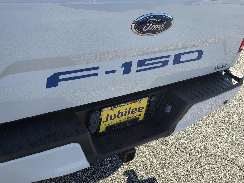 Used 2019 Ford F150 XLT w/ Equipment Group 302A Luxury AWD/4WD image 36