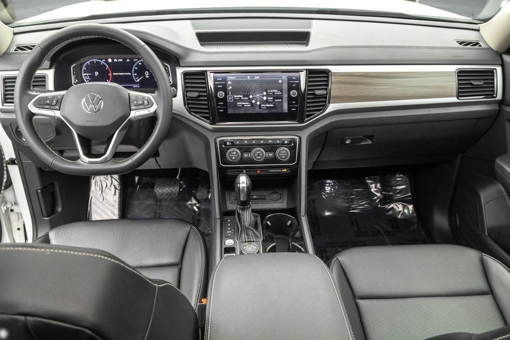 Used 2021 Volkswagen Atlas SEL image 24