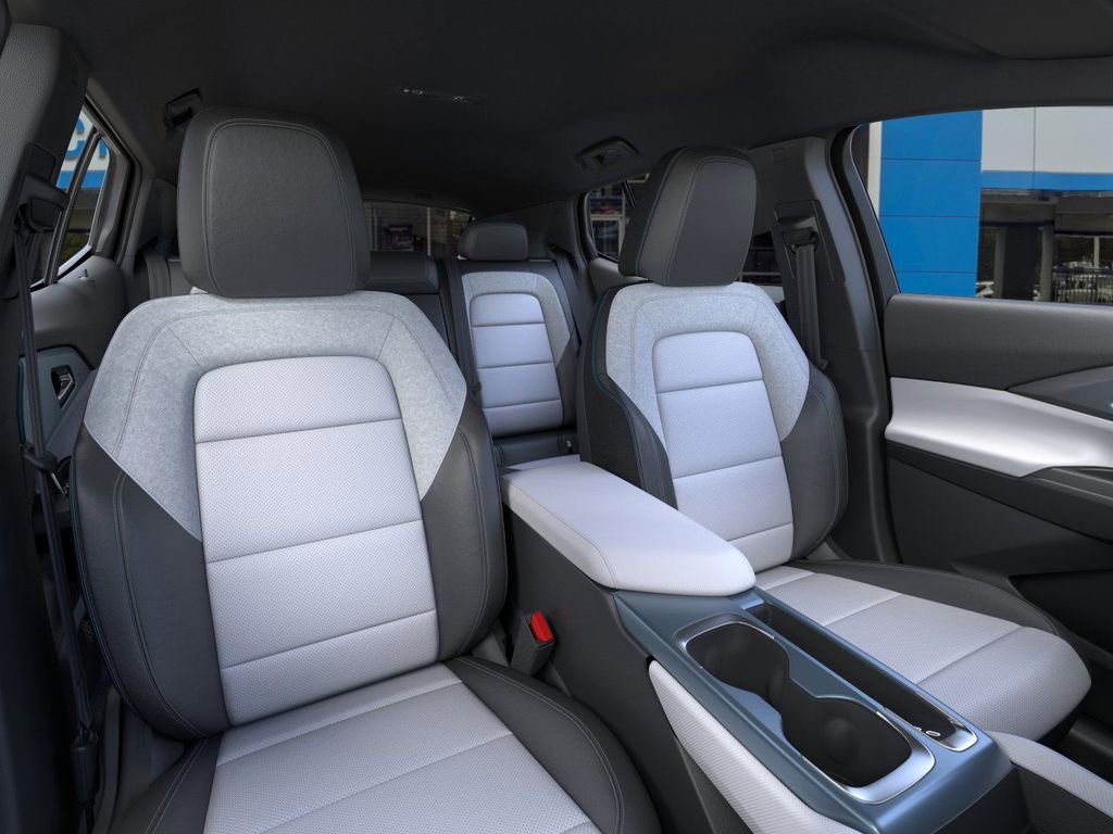 New 2026 Chevrolet Equinox EV LT AWD/4WD image 16