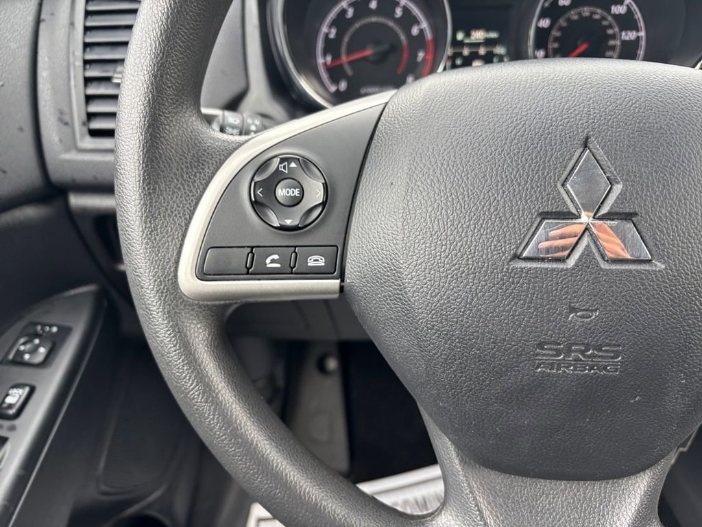 Used 2024 Mitsubishi Outlander Sport ES AWD/4WD image 21