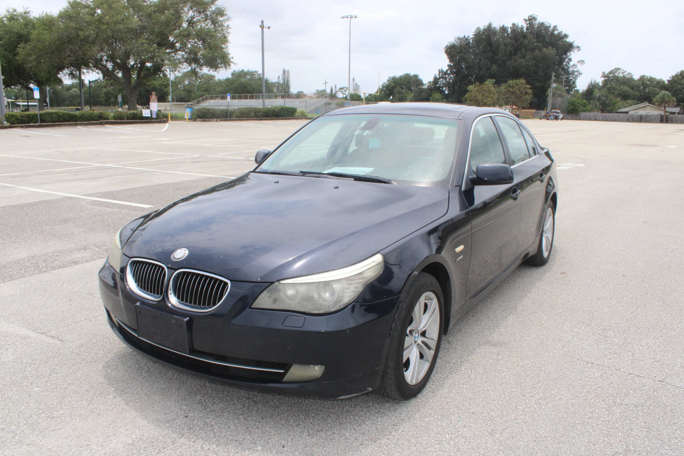 Used 2010 BMW 528i xDrive Sedan AWD/4WD image 38