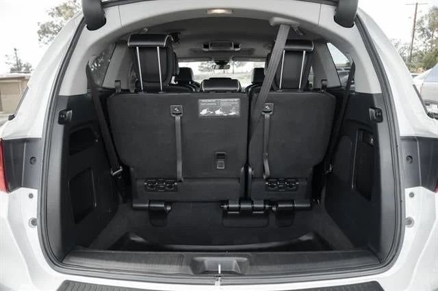 Used 2023 Honda Odyssey Elite image 43
