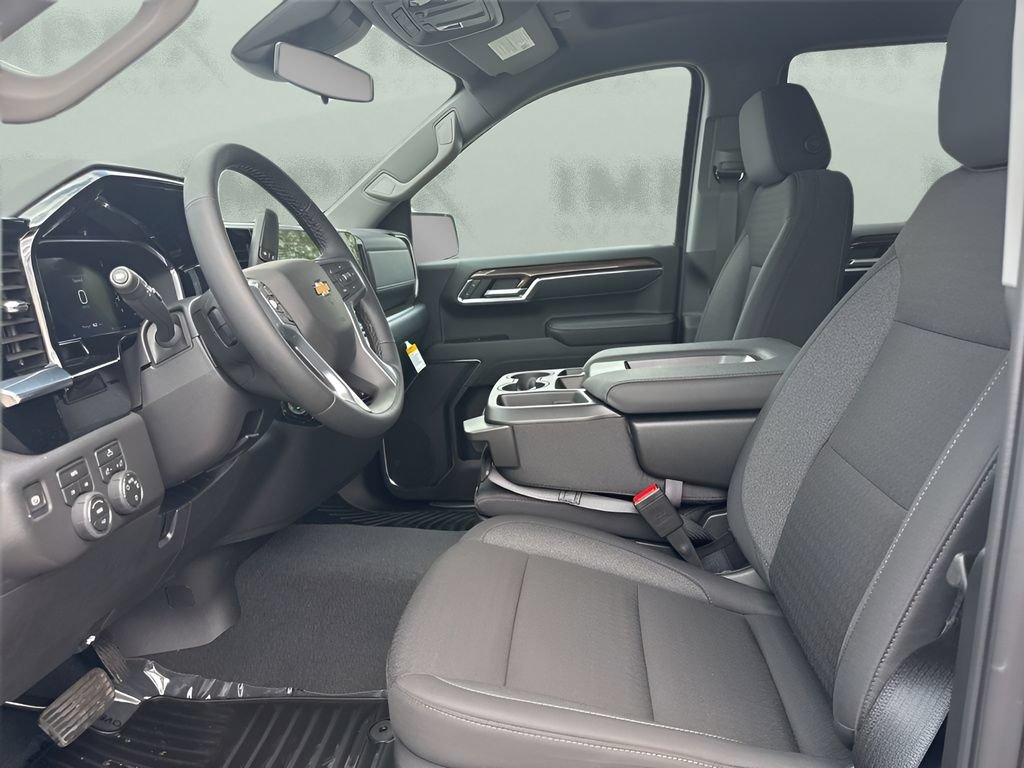 Used 2026 Chevrolet Silverado 1500 LT AWD/4WD image 9