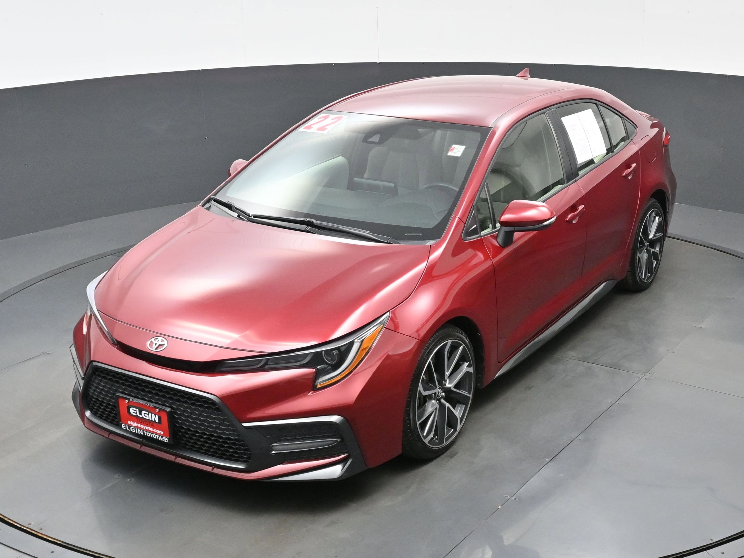 Used 2022 Toyota Corolla SE w/ Carpet Mat Package (TMS) FWD image 34