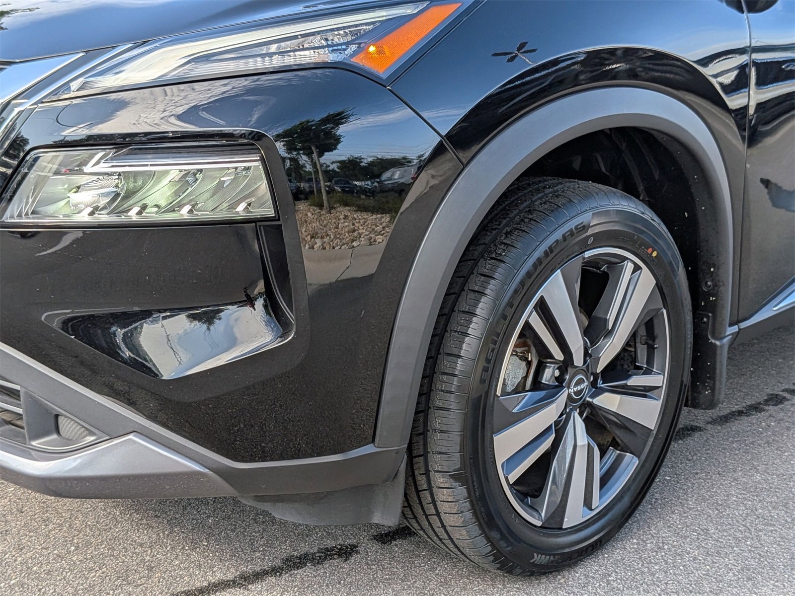 Used 2023 Nissan Rogue SL image 9