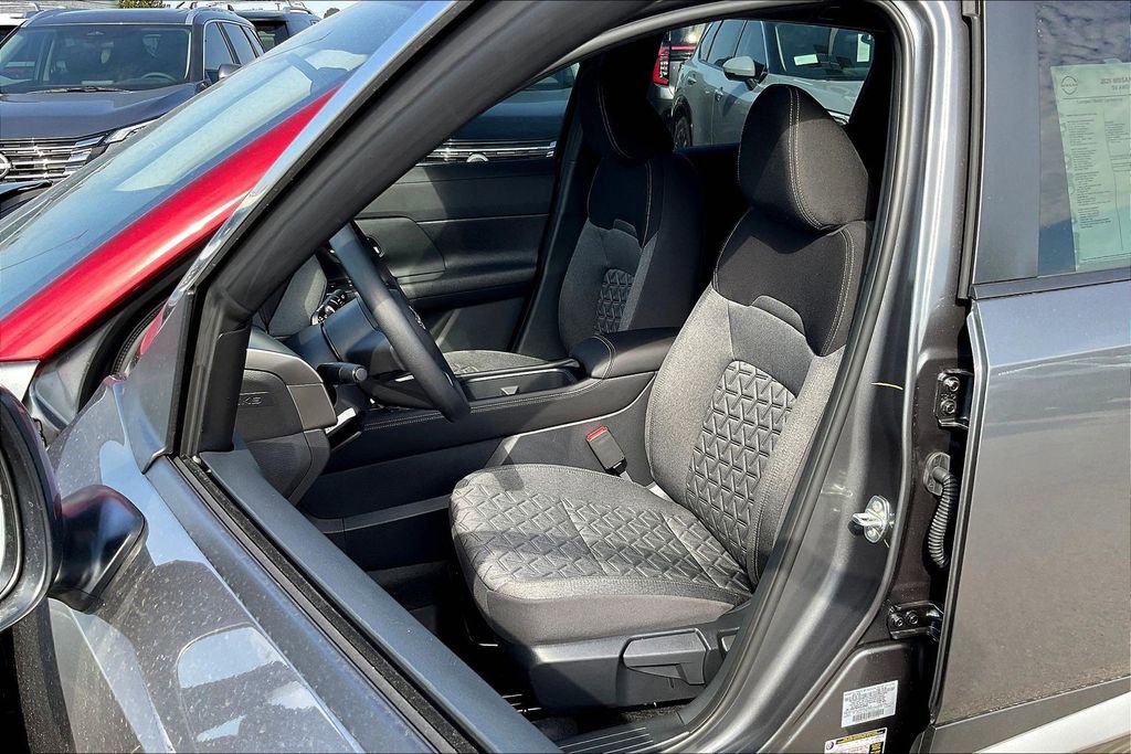 New 2025 Nissan Kicks SV image 14