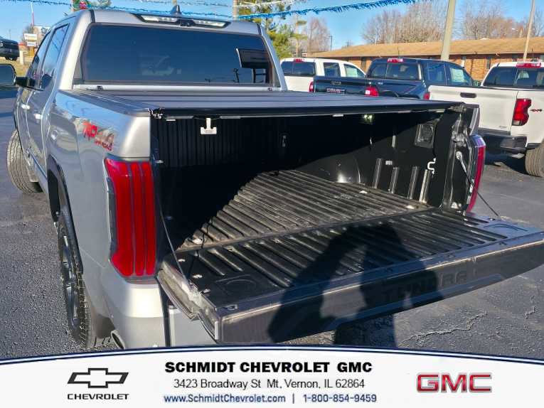 Used 2025 Toyota Tundra Platinum w/ TRD Off-Road Package image 9