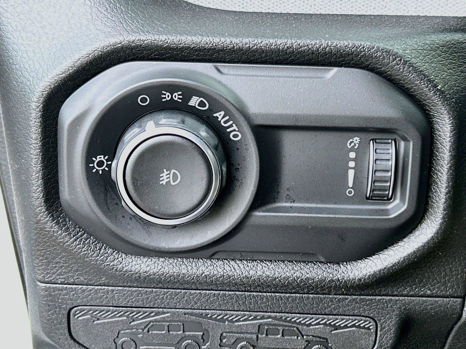 Used 2026 Jeep Wrangler Unlimited Sport AWD/4WD image 34