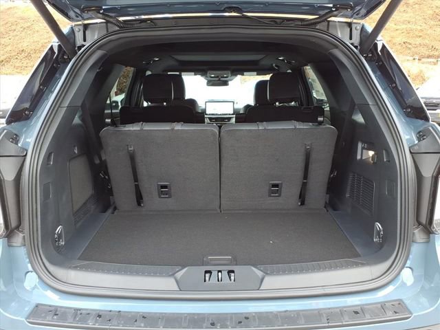 New 2026 Ford Explorer ST-Line w/ ST-Line Street Pack AWD/4WD image 10
