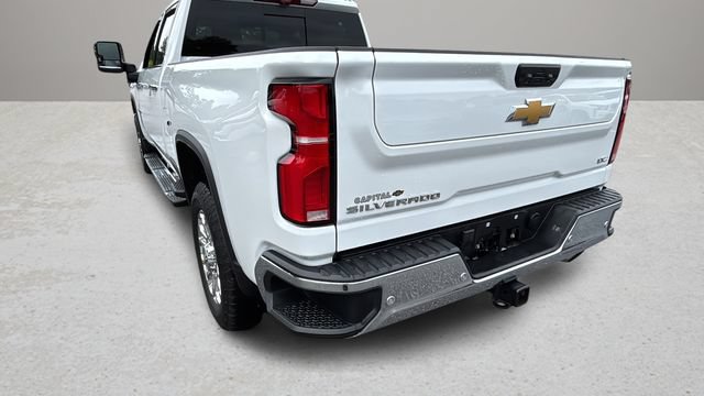 Used 2025 Chevrolet Silverado 2500 LTZ w/ LTZ Premium Package AWD/4WD image 36