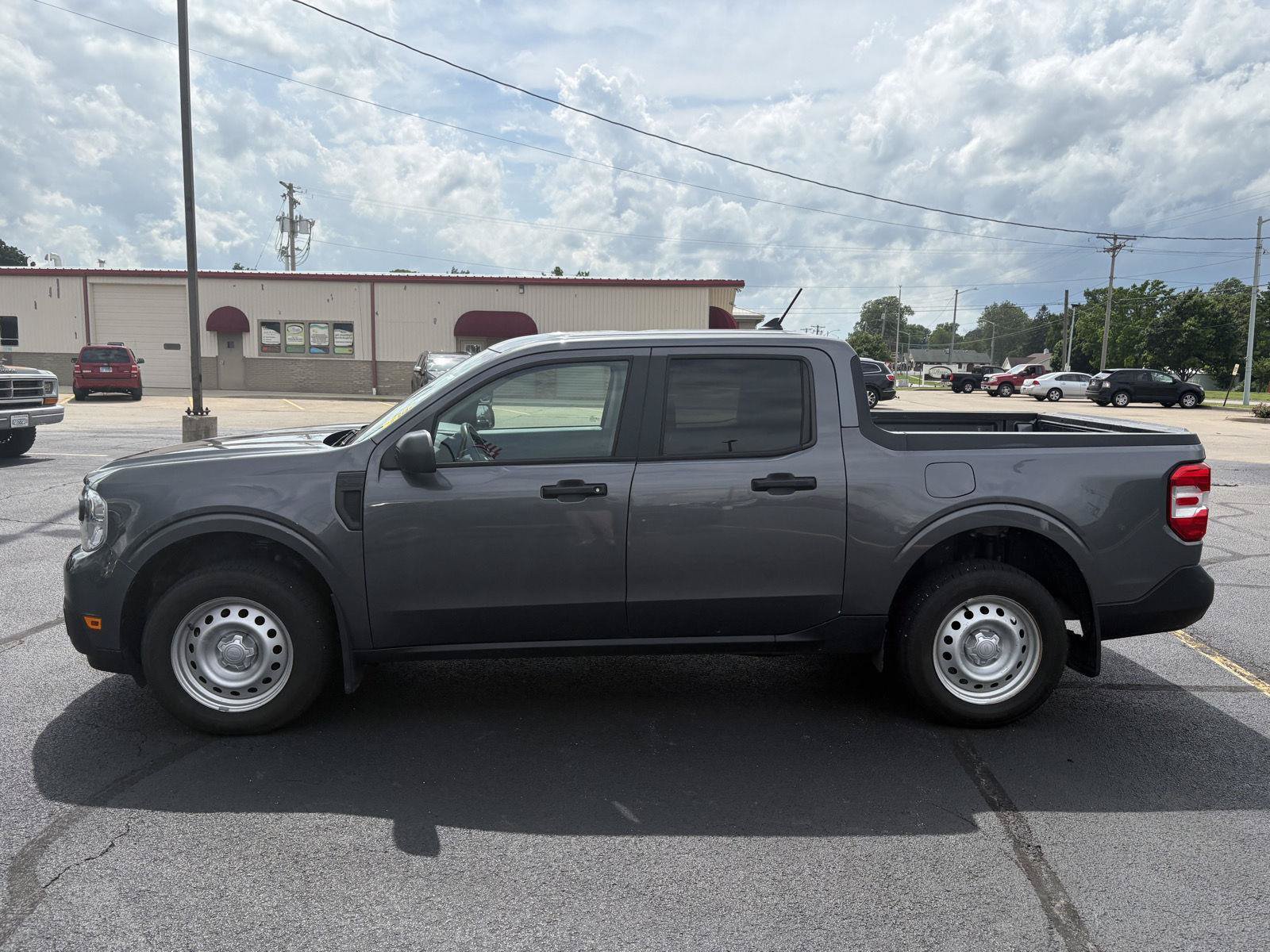 Used 2022 Ford Maverick XL FWD image 20
