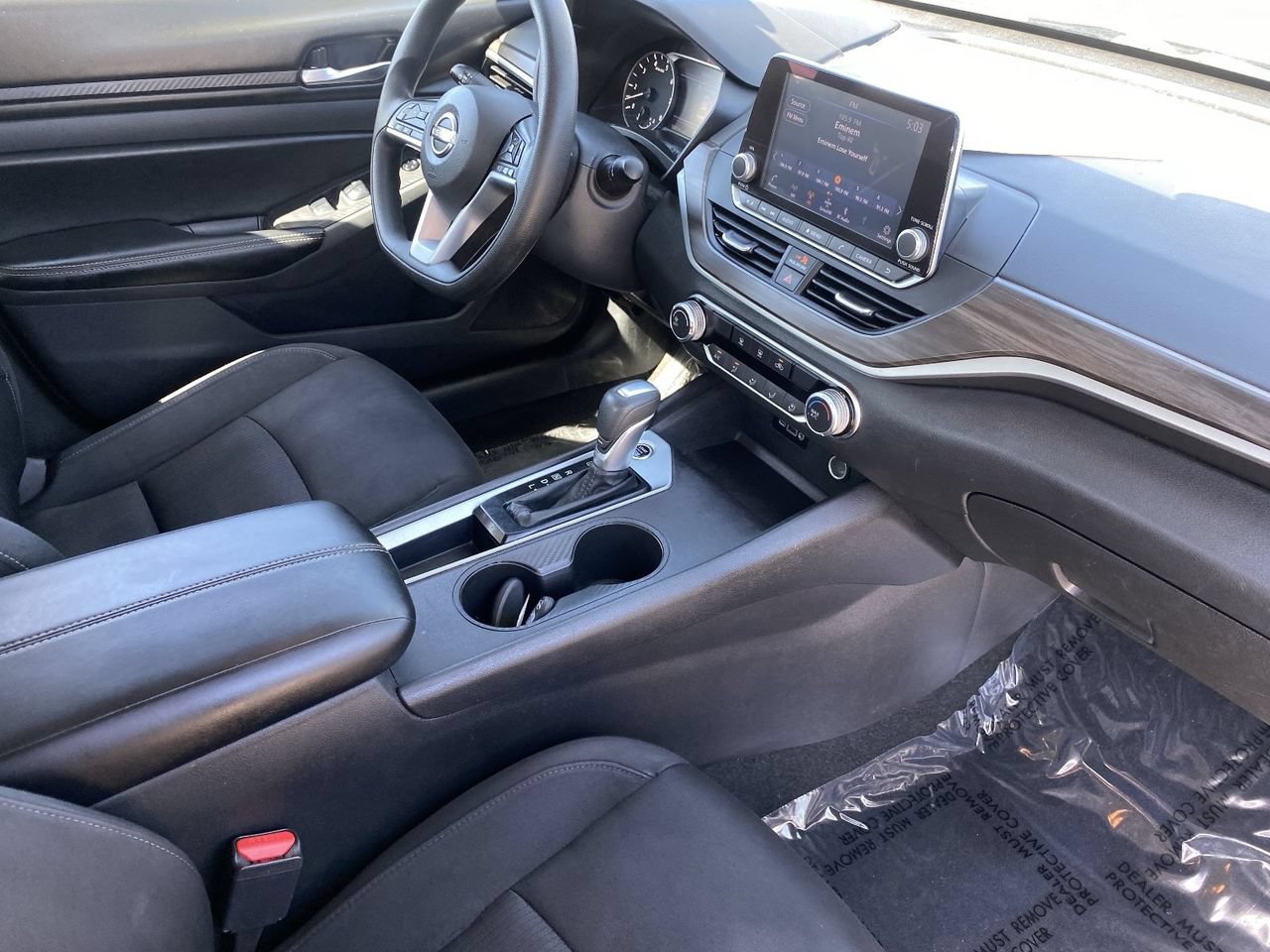 Certified 2025 Nissan Altima 2.5 SV FWD image 9