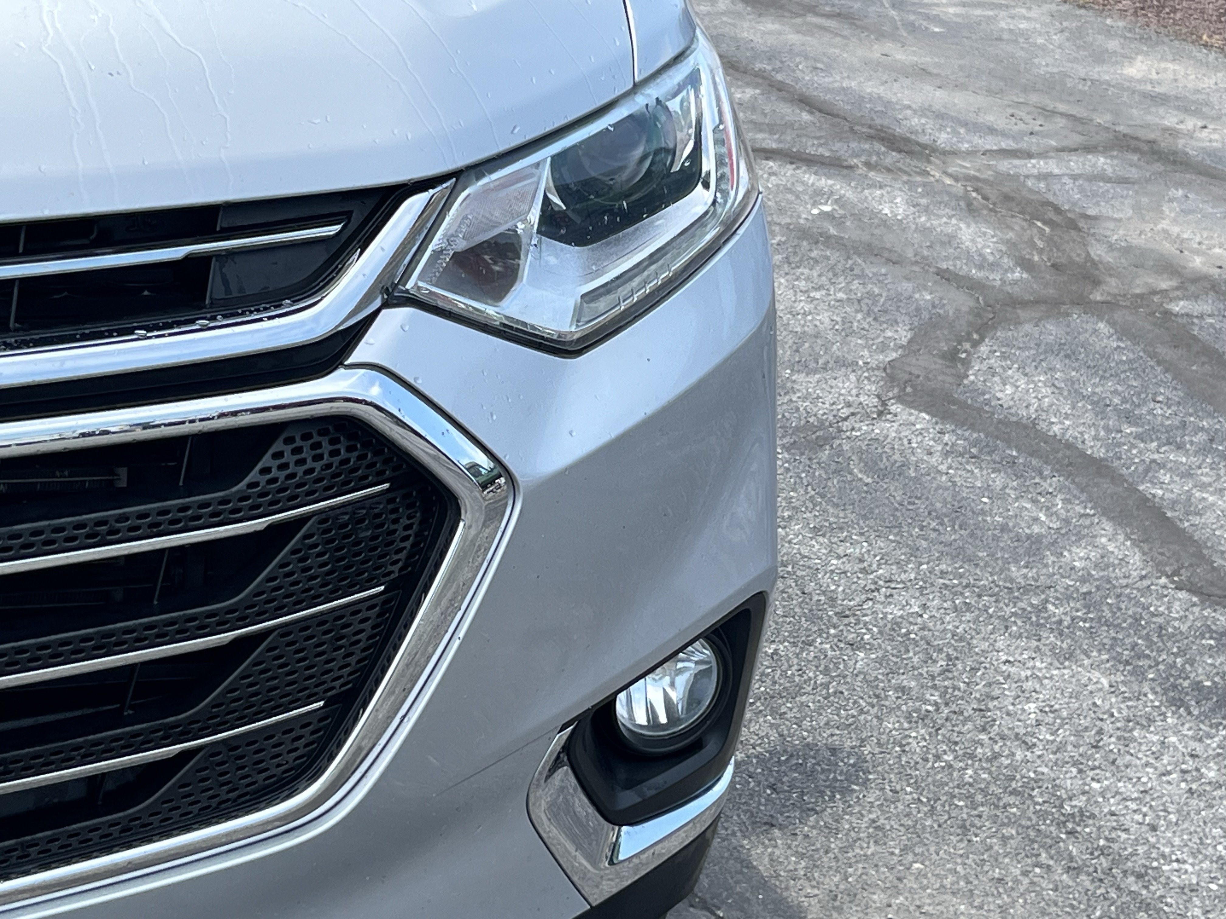 Used 2019 Chevrolet Traverse LT w/ LT Premium Package AWD/4WD image 14