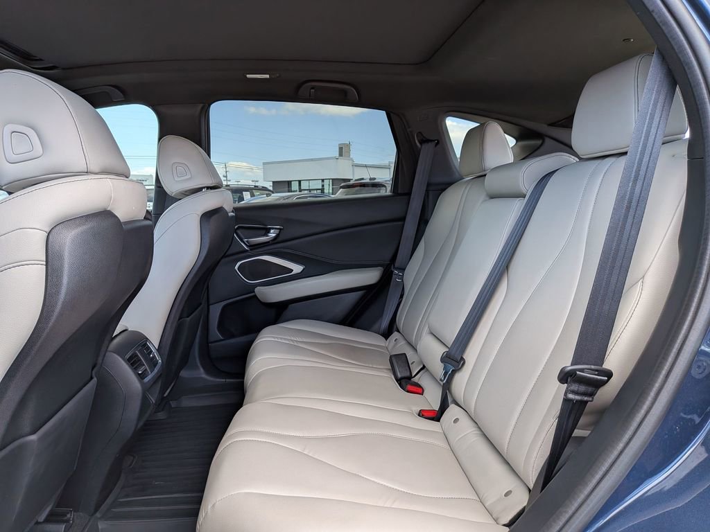 Used 2025 Acura RDX SH-AWD image 33