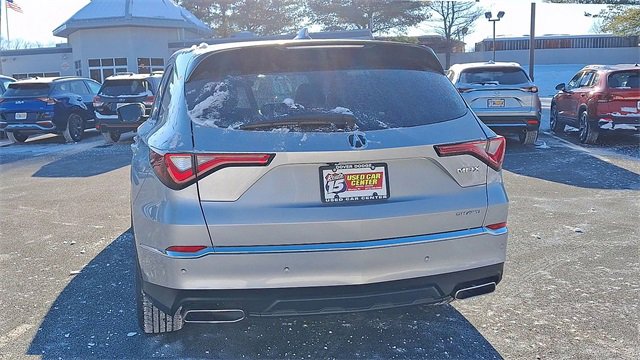 Used 2023 Acura MDX SH-AWD w/ Technology Package image 7