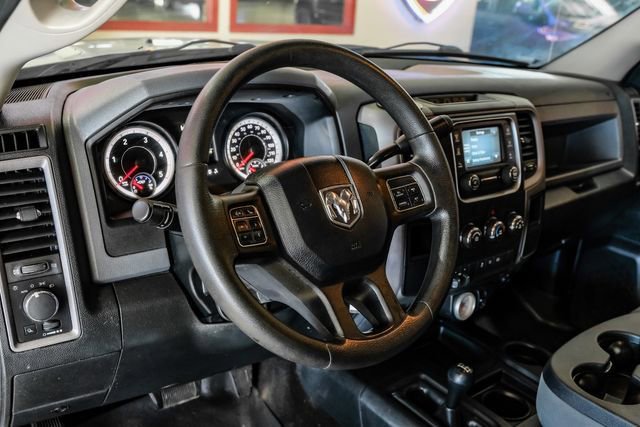 Used 2014 RAM 2500 Tradesman w/ Chrome Appearance Group image 16