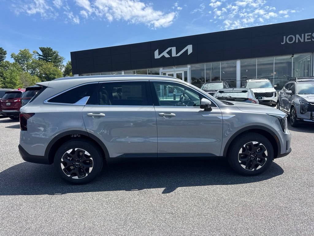 New 2026 Kia Sorento S w/ S Panoramic Sunroof Package AWD/4WD image 4