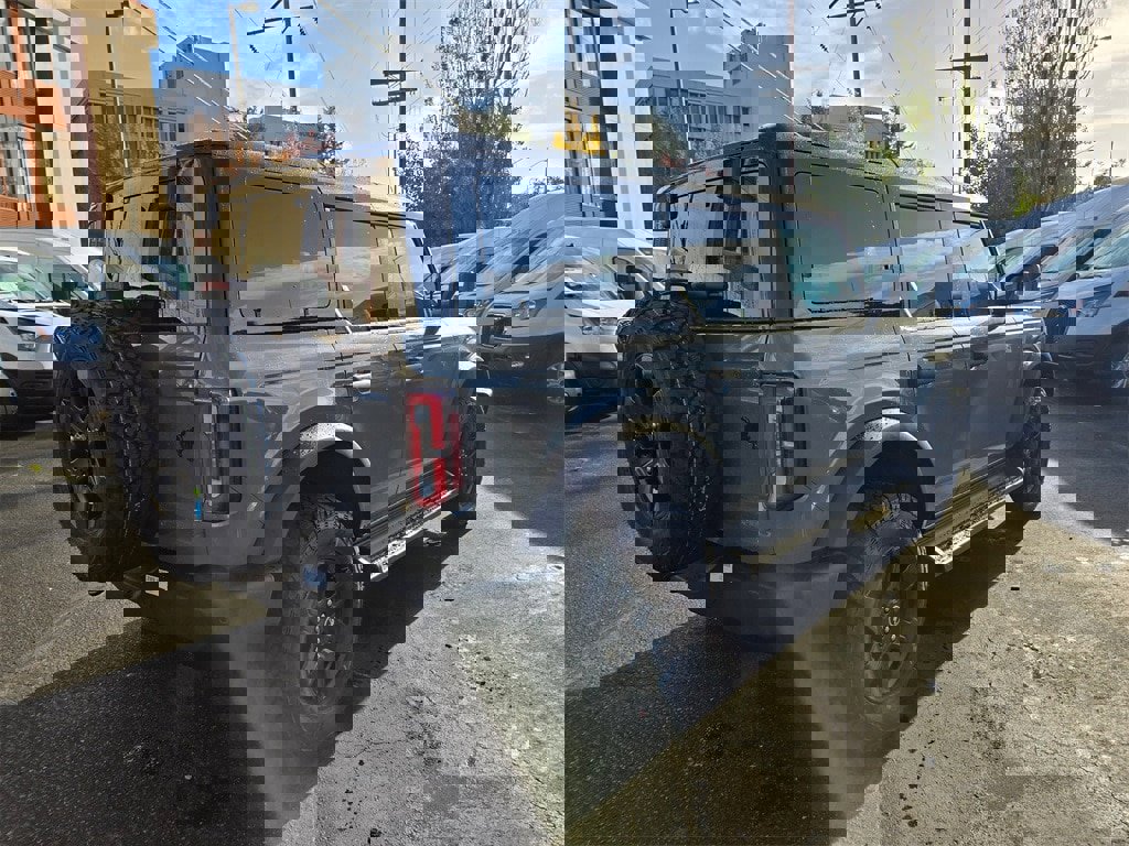 New 2025 Ford Bronco Outer Banks image 5