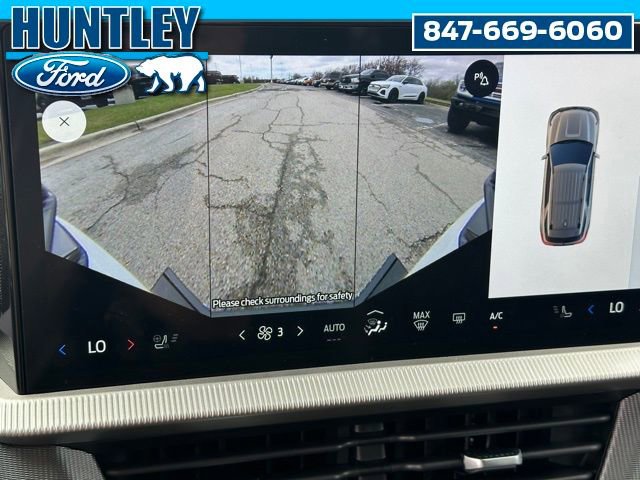 Used 2025 Ford Explorer ST image 29