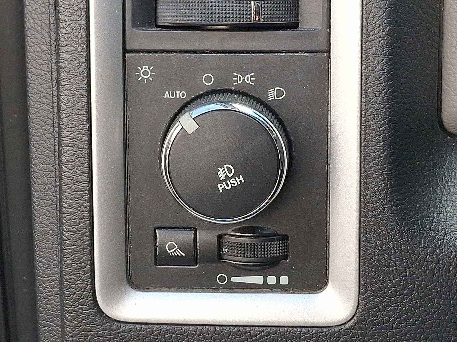 Used 2011 RAM 1500 Big Horn AWD/4WD image 23