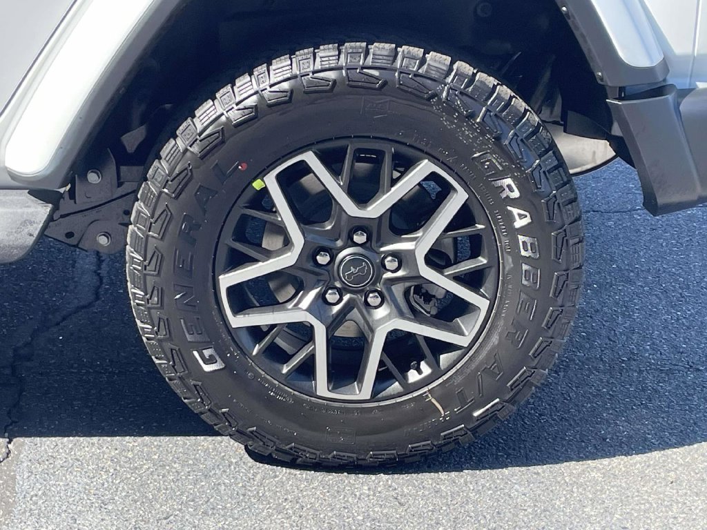 New 2027 Jeep Wrangler Unlimited Sahara AWD/4WD image 12