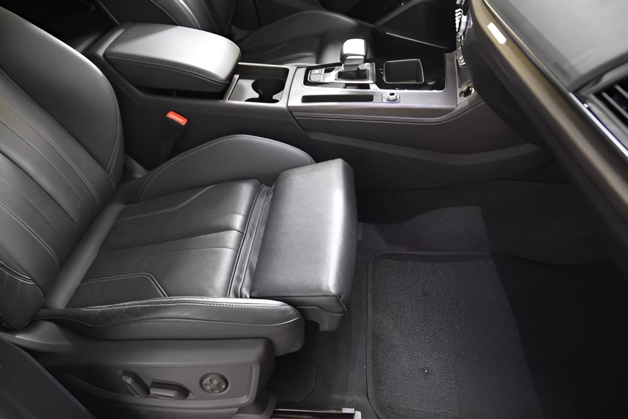 Used 2024 Audi Q5 2.0T Premium Plus image 30