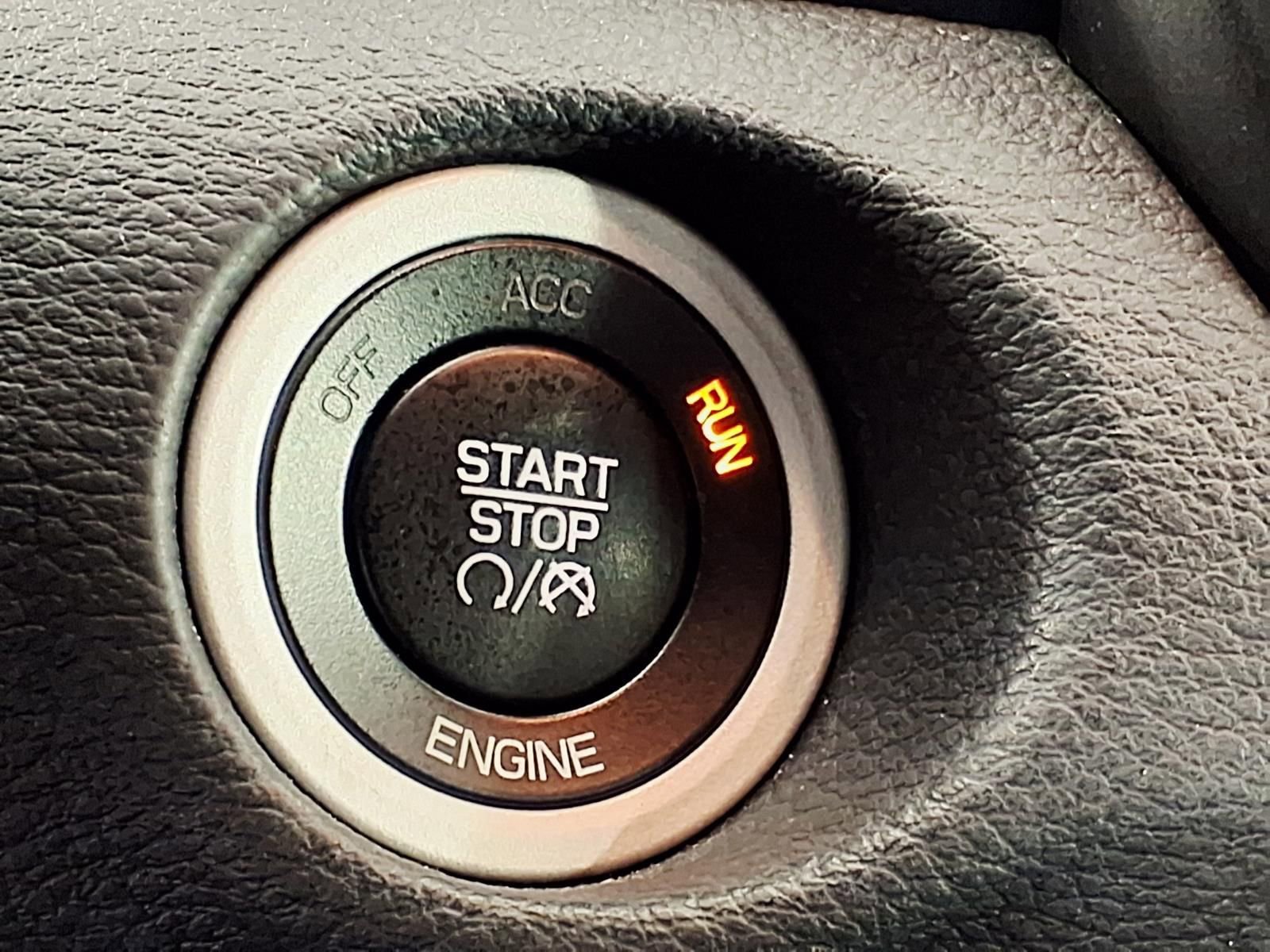 Used 2015 Chrysler 200 S w/ Navigation & Sound Group I image 21