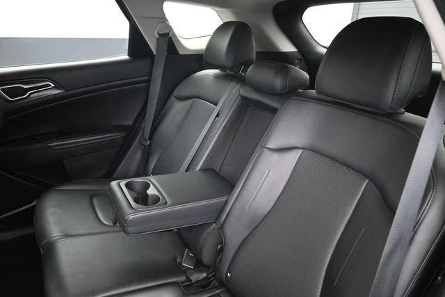 Used 2025 Kia Sportage EX FWD image 26