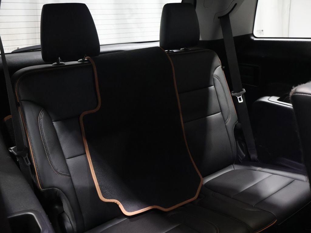 Used 2022 GMC Acadia AT4 w/ GMC Pro Grade Package image 22