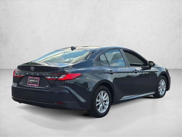 Used 2025 Toyota Camry LE FWD image 5
