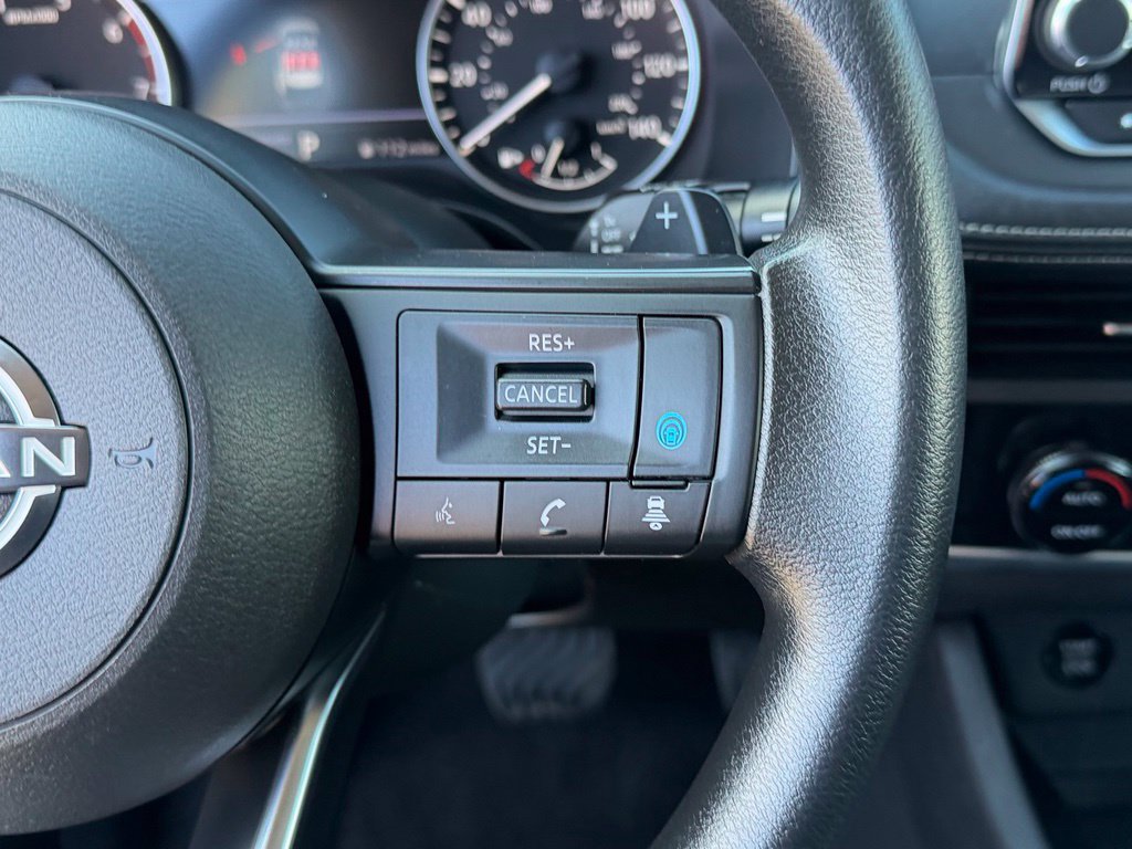 Certified 2024 Nissan Rogue SV FWD image 16