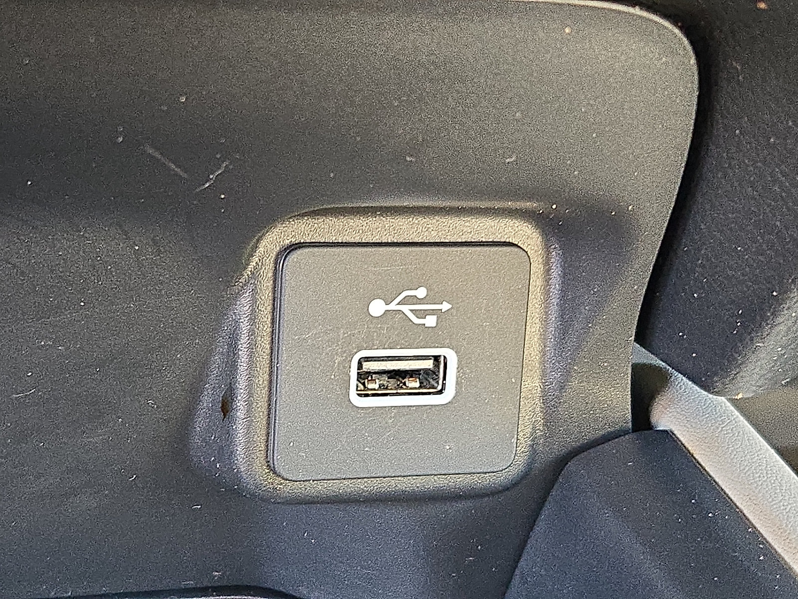 Used 2024 Honda HR-V LX image 23