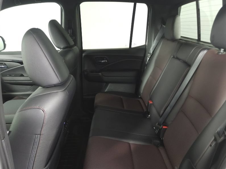 New 2026 Honda Ridgeline Black Edition image 14
