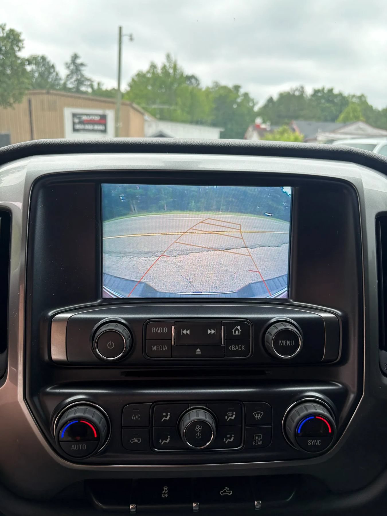Used 2018 Chevrolet Silverado 1500 LT w/ All Star Edition AWD/4WD image 13