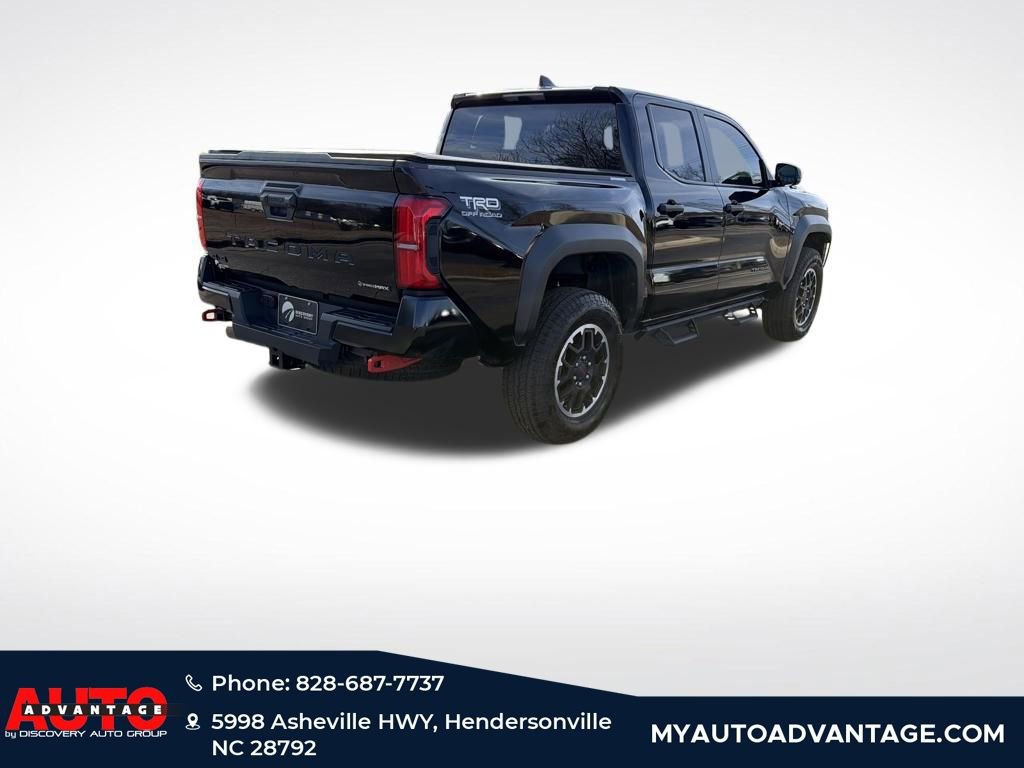 Used 2024 Toyota Tacoma TRD Off-Road AWD/4WD image 5
