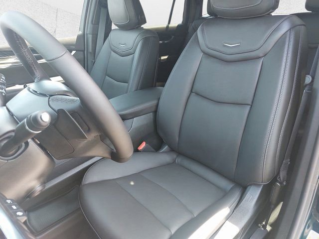 Used 2025 Cadillac XT6 Premium Luxury w/ Technology Package image 18